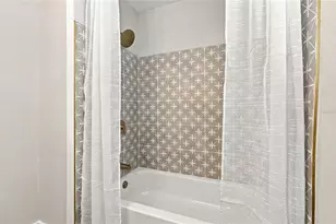 8474 Tobay Rd N, Saint Petersburg, FL 33702 - Photo 24