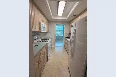 1893 Shore Dr. Drive S #216, South Pasadena, FL 33707 - Photo 6