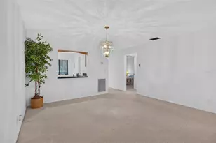 725 83rd Ave N, Saint Petersburg, FL 33702 - Photo 12