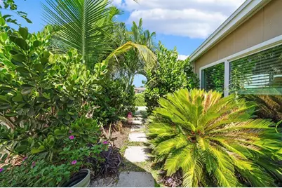 10713 Dalton Avenue, Tampa, FL 33615 - Photo 30