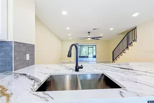 16110 Rambling Vine Dr W, Tampa, FL 33624 - Photo 22