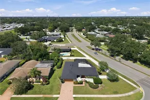 2654 Augusta Dr N, Clearwater, FL 33761 - Photo 86