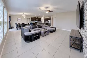 11911 Field Thistle Ct, Riverview, FL 33579 - Photo 22