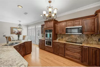4535 W Beachway Drive, Tampa, FL 33609 - Photo 4