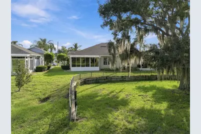 1248 Lyndhurst Greens Drive #1248, Sun City Center, FL 33573 - Photo 10