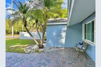 1080 16th Avenue SW, Largo, FL 33770 - Photo 16