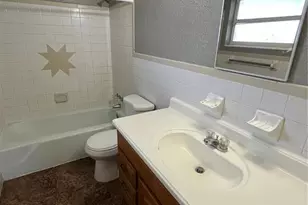 2600 Trinity Cir NW, Winter Haven, FL 33881 - Photo 4