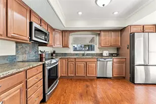 15801 Country Lake Dr, Tampa, FL 33624 - Photo 16