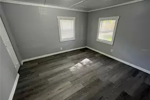 911 S Kelly Ave, Lakeland, FL 33815 - Photo 6