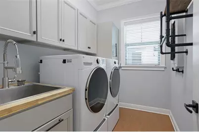 555 26th Avenue N, Saint Petersburg, FL 33704 - Photo 24