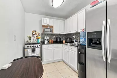 1325 Oakcrest Drive, Brandon, FL 33510 - Photo 46