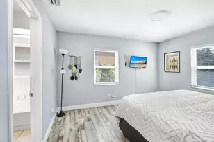 5005 E 110th Ave, Tampa, FL 33617 - Photo 14