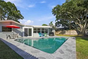 1813 Driftwood Cir N, Oldsmar, FL 34677 - Photo 32