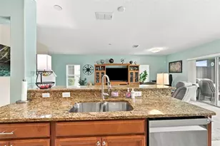 1917 Hawks View Dr, Ruskin, FL 33570 - Photo 16