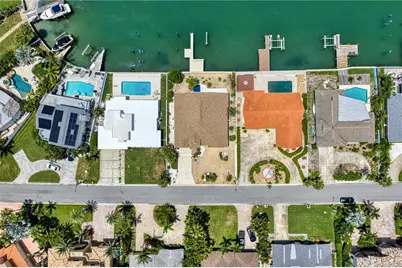 115 Aleta Drive, Belleair Beach, FL 33786 - Photo 16
