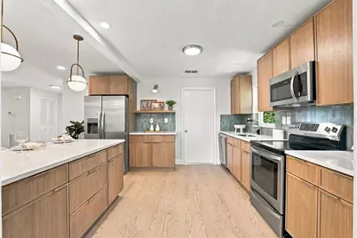 11515 Imperial Grove Drive W, Largo, FL 33774 - Photo 24