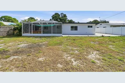 3360 70 Street N, Saint Petersburg, FL 33710 - Photo 40