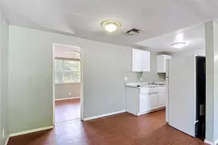 3509 E Chelsea St, Tampa, FL 33610 - Photo 8