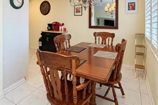 8075 112th St, Seminole, FL 33772 - Photo 26