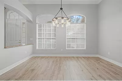 19205 Autumn Woods Avenue, Tampa, FL 33647 - Photo 8