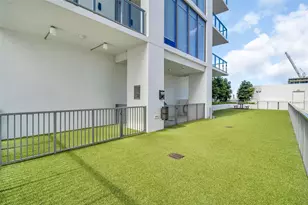 301 1st St S, Saint Petersburg, FL 33701 - Photo 74
