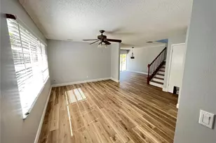 946 Berkley Ct N, Palm Harbor, FL 34684 - Photo 6