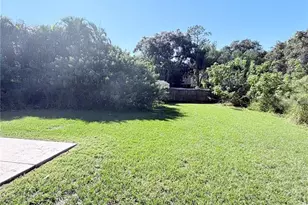 946 Berkley Ct N, Palm Harbor, FL 34684 - Photo 14