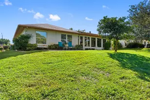 1681 Macdonnell Ct, Palm Harbor, FL 34684 - Photo 4