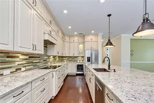 13943 Natures Reserve Dr, Lithia, FL 33547 - Photo 12