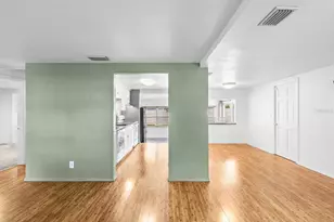 5291 43rd Ave N, Saint Petersburg, FL 33709 - Photo 12