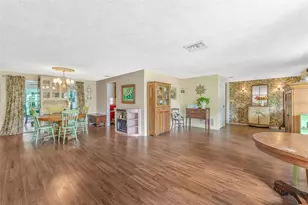 1202 Royal Oak Dr, Dunedin, FL 34698 - Photo 8