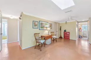 1202 Royal Oak Dr, Dunedin, FL 34698 - Photo 18