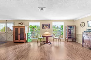 1202 Royal Oak Dr, Dunedin, FL 34698 - Photo 6