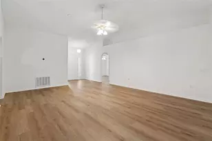 30260 Birdhouse Dr, Wesley Chapel, FL 33545 - Photo 6