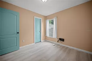 2041 Shadow Pine Dr, Brandon, FL 33511 - Photo 18