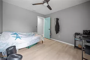 2041 Shadow Pine Dr, Brandon, FL 33511 - Photo 20