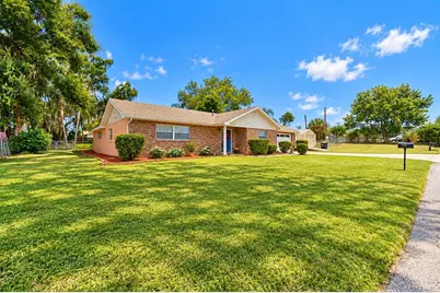 1215 Fairlane Court NW, Winter Haven, FL 33881 - Photo 4