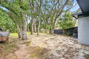 1408 E 140th Ave, Tampa, FL 33613 - Photo 48