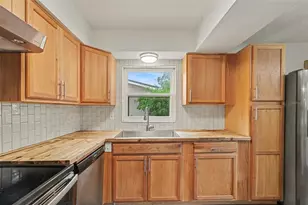 6291 Kimball Ct, Spring Hill, FL 34606 - Photo 10