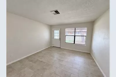 1788 Poinsettia Avenue, Tarpon Springs, FL 34689 - Photo 2