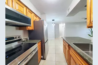 209 Red Cedar Place #209, Brandon, FL 33510 - Photo 6