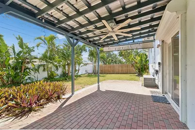 13548 Bellewood Avenue, Seminole, FL 33776 - Photo 32
