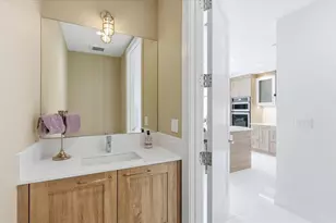 100 1st Ave N, Saint Petersburg, FL 33701 - Photo 18