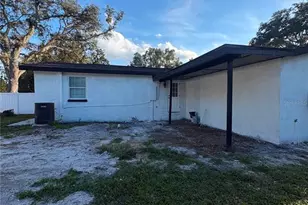 122 E 130th Ave, Tampa, FL 33612 - Photo 6