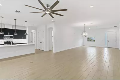 4028 Salida Delsol Drive, Sun City Center, FL 33573 - Photo 8