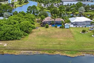 2633 SW Tanforan Blvd, Port Saint Lucie, FL 34987 - Photo 2