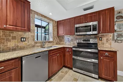 11800 Park Boulevard #507, Seminole, FL 33772 - Photo 8