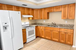 2821 Eagle Run Cir S, Clearwater, FL 33760 - Photo 4