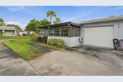 1619 Whithorn Place #B, Palm Harbor, FL 34684 - Photo 4