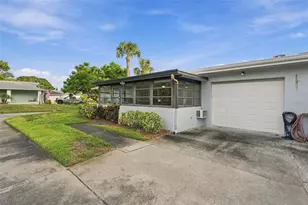 1619 Whithorn Pl, Palm Harbor, FL 34684 - Photo 4